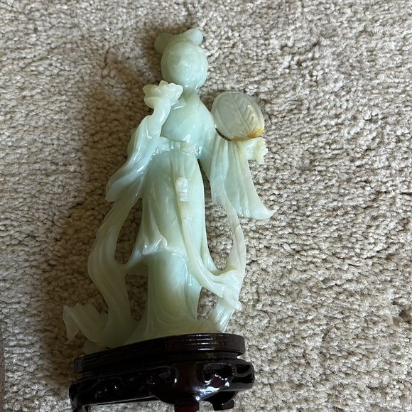 Beautiful Jade statue. - Picture 5 of 5